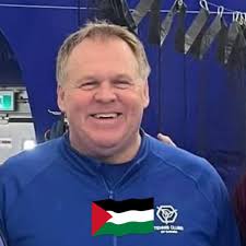 I am a working professional in my early 40's. Relocated here from out of  province and am looking for some suggestions of local groups, clubs and  social events to potentially meet other