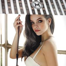 Barbara Palvin En 2020 Barbara Palvin Rostro De Mujer Poses Para Sesion De Fotos