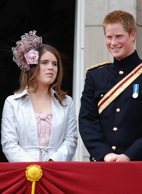 Royal family tensions illustration