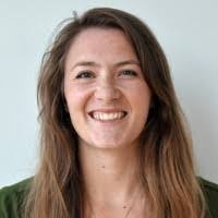 Lauren Samson's Instagram, Twitter & Facebook