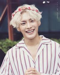 He Is Beauty He Is Grace He Is Park Jun Hee From A C E Ace Pretty People Pop Group