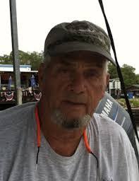 Ashley Huling's Instagram, Twitter & Facebook