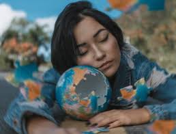 Who Is Abraham Hicks & Where's All That Wisdom Coming From