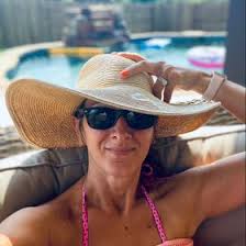 Sandra Baldwin (sandrabaldwin74)