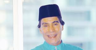 Showbiz: 'Menjelang Hari Raya' brought me to Islam &mdash; DJ Dave