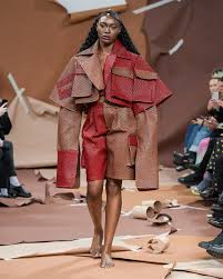 Salat ü selam getirmenin faziletleri. Die Atemberaubende Fashion Show Von Selam Fessahaye Auf Der Cphfw Styleranking