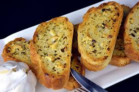 Pan De Ajo Con Pan De Pueblo Receta Receta De Pan De Ajo Pan De Ajo Recetas De Cocina