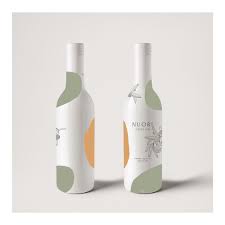 Packaging Bouteille D Huile D Olive Nuori Olive Olive Oil Bottle Packaging Nuori Olive Logo Packaging Packa Imbalaggio Di Olio D Oliva Design Di Bottiglia