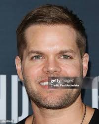 226 Wes Hand Stock Photos, High-Res Pictures, and Images