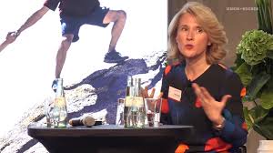 Het bedrijf, opgericht in 1985, richt zich op strategie , marketing. Hidden Champions Summit 2017 Busch About Leadership In A Family Business Youtube