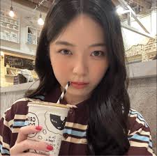 再多一个多星期就是古晋节了，今年是古晋升格为市30年庆典，会不会有什么与众不同的活动和创意呢？  最后一个星期的赶工时间，一些美食招牌和儿童设施已经慢慢亮相了,随着榴梿季节提早来报到，今年的古晋节会不会是一场创意榴梿美食的决斗战呢？  #古晋节2018年7月27日至8月19日