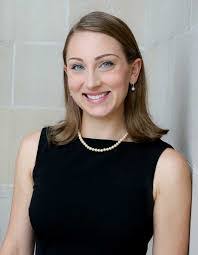 Laurie Houser's Instagram, Twitter & Facebook