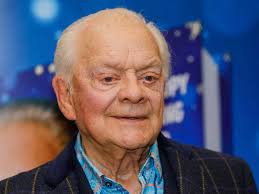 Only Fools and Horses' Sir David Jason axed from BBC show just hours after  filming started