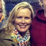 Laurie Luster's Instagram, Twitter & Facebook