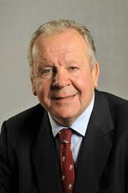 Armchair Club (@thearmchairclub)