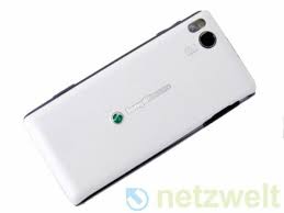 Playstation-Handy: Sony Ericsson Aino ...