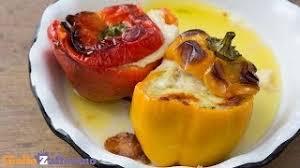 Il piatto unico perfetto per l'estate. Peperoni Ripieni Vegetariani Ricetta In 1 Minuto Youtube