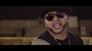 RICKY LORENZ Oficial A TRAVÉS DEL VASO (Full Video)