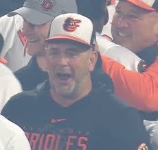 Drew Slater's Instagram, Twitter & Facebook