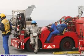 Catapultages Sur Le Cdg Porte Avions Camion Pompier Pompier