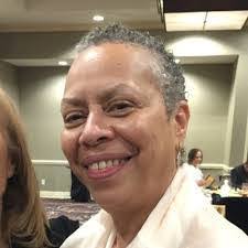 Lori Mandel's Instagram, Twitter & Facebook