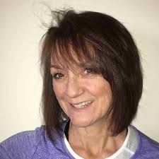 Gender differences in uptake, adherence and experiences: a longitudinal,  mixed methods study of a physical activity referral scheme in Scotland, UK