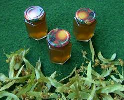 Recette De Juin Gelee De Tilleul C Est Le Premier Pas Qui Coute Gelee Tilleul Recette