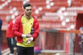 Sem fotografia do próprio e com uma. Sporting El Betis Viene A Por Dani Martin El Comercio