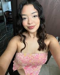 Liset Rodriguez's Instagram, Twitter & Facebook