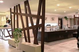 Arredamenti per ristoranti vendita, usato, noleggio, assistenza, arredi in acciaio inox cucine, bar, alberghi, tavoli refrigerati, forni elettrici e gas. Arredi Per Ristoranti La Mondial Arreda