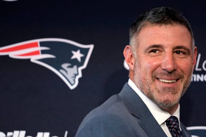 New Patriots coach Mike Vrabel says he knew in 'my soul that this is the  place I wanted to be' | News, Sports, Jobs - Maui News