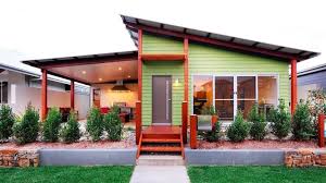 The foyer boasts an 18′ ceiling that immediately lets you know this isn't an ordinary home. Single Story Shed Roof House Plans Novocom Top