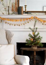 There are so many different scents you can use one of the more romantic christmas decorations, sharing a kiss under the mistletoe plant supposedly sends blessings and good fortune to the couple. Dried Orange Garland Homesong