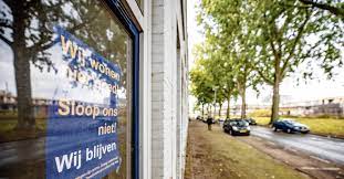 Op woensdag 14 augustus stonden de eerste dertien huurders uit de tweebosbuurt voor de rechter. De Rotterdamse Tweebosbuurt Probleem Voor Links En Rechts Nrc