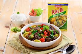 Bahkan untuk menambah cita rasa dan nilai gizi dapat ditambahkan telur, ayam. Jual Indofood Racik Nasi Goreng Pedas 20 G Online April 2021 Blibli