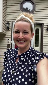 LIVE FACEBOOK TOUR SNEAK 🫣 PEEK, 50 Edinburgh Drive Bedford $485,000, 3-5  bedrooms (3 bedroom septic) 3 baths, loads of charm and character!