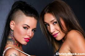 Pornstars Christy Mack & Vicki engage in interracial lesbian sex - Pichunter