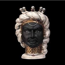 Agaren Normanni Testa Di Moro Male Tattahome In 2020 Buddha Statue Statue Greek Statue