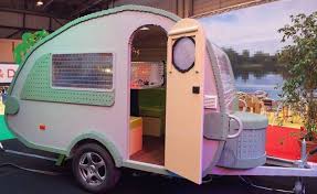 Caravana Lego A Tamano Real Caravaning Caravan Breaks Caravan Lego Camper