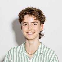 Angela Erb's Instagram, Twitter & Facebook