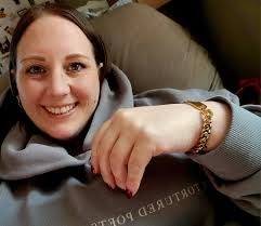 Taylor Swift Gray Hoodie Purchase and Restocking Discussion