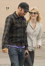 A beautiful movie star laura dern was born in los angeles in a family of successful actors. Laura Dern Blindsided By Husband Ben Harper Filing For Divorce Daily Mail Online