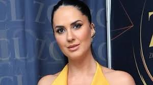 A musa de Pierre Cardin e sua gratidão