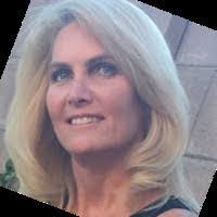 Tracy Carlisle's Instagram, Twitter & Facebook