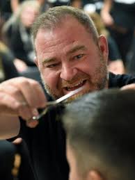 tennessee-school-of-beauty-offering-free-butch-jones-haircuts-to-celebrate-win-over-florida