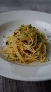 Spaghetti Aglio E Olio Recipe Olio Recipe Aglio E Olio Recipe Italian Recipes Authentic