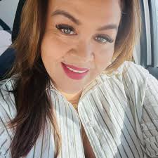 Este martes se despidió René Núñez Cosío de la Secretaría de Educación  Pública, después de cuatro años de servicio como director de Administración  y Finanzas. Lo sustituye Elizabeth Mora Muñoz, quien lo