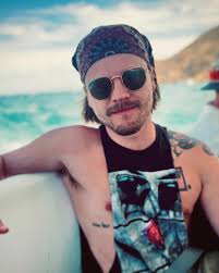 Austin R. Grant (@imaustingrant) • Instagram photos and videos