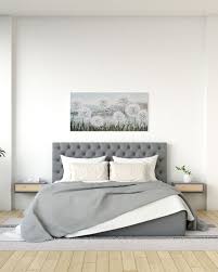 It gives your design a special look you will love. Gray Bed What Color Walls Roomdsign Com