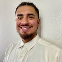 Ruben Faz's Instagram, Twitter & Facebook